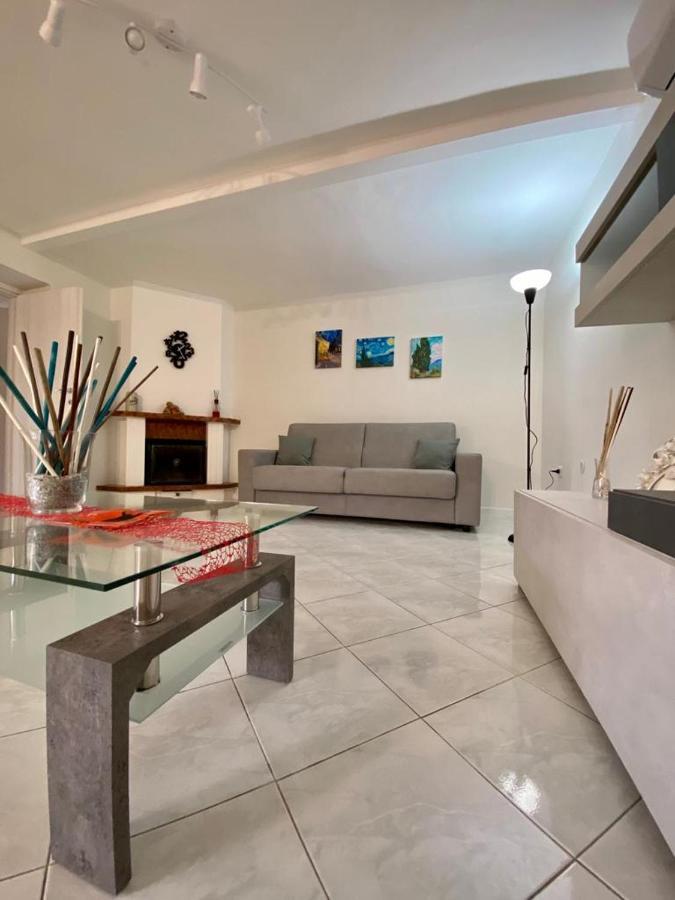 Sofi House-Appartamento In Villa Con Piscina Scafati Eksteriør billede