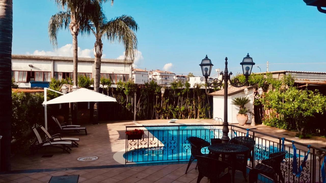 Sofi House-Appartamento In Villa Con Piscina Scafati Eksteriør billede